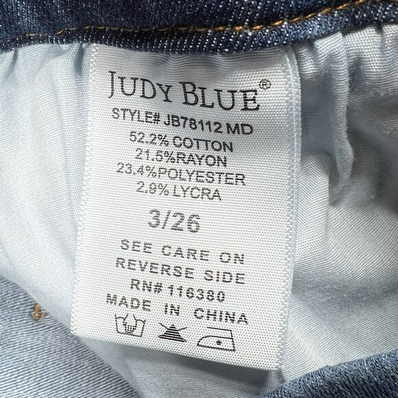 Judy Blue Jeans Womens Size 3 26 Blue Capri Fit Stretch Denim Mid Rise Casual - Picture 11 of 12